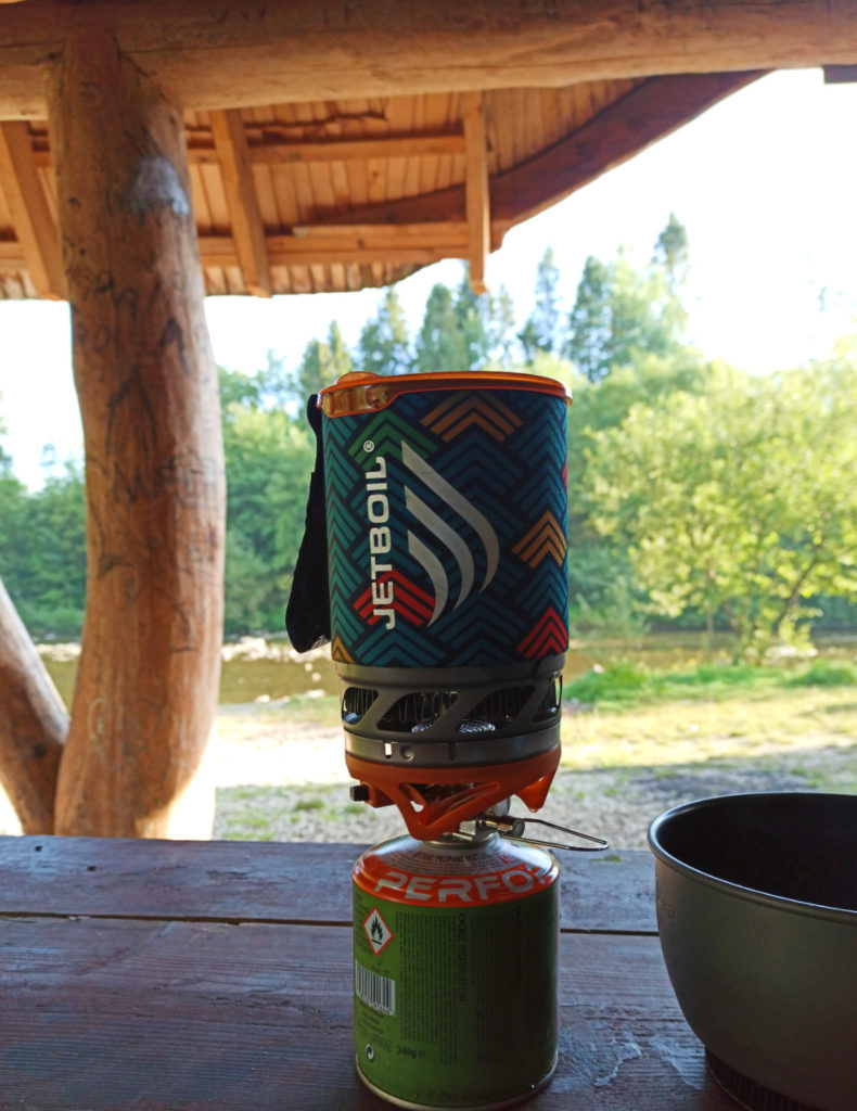 Jetboil śniadanie