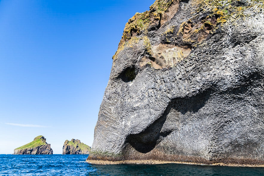 Elephant Rook Elephant Rock - Skała Słonia na Islandii - GeoŚwiat